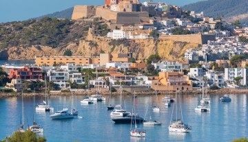 Resa Estates Ibiza sale villa Marlin vieuws detail dalt vila.jpg